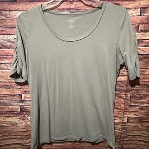 Dots Gray 3/4 Scrunch Sleeve Top